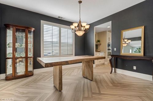 19445 Mi Casa Ct, Riverside CA  92508-6827 exterior