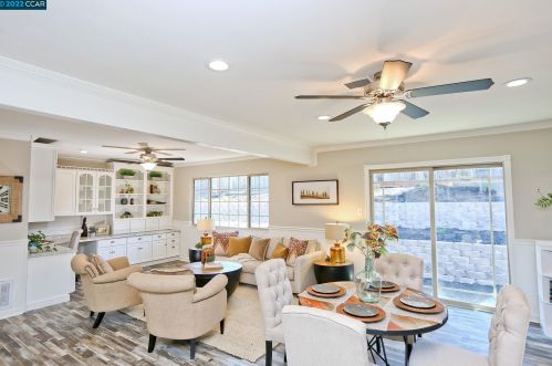 1294 New York Dr, Concord CA  94521-4617 exterior