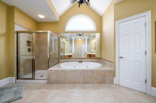 1710 Briergate Dr, Duluth GA  30097-4300 exterior