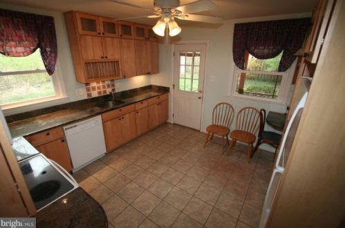 10405 Kinloch Rd, Silver Spring MD 20903-1243 exterior