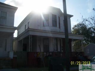 319 33rd St, Savannah GA  31401-7515 exterior