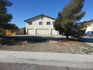 801 Capehart Ct, Ridgecrest, CA 93555-3334