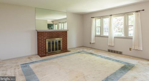 54 Sunrise Ave, Lancaster PA  17601-3942 exterior