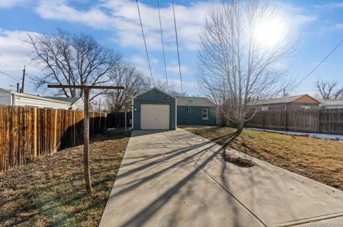 1375 Rosemary St, Denver CO  80220-3137 exterior