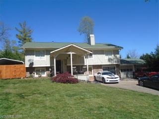 43 Golden Oaks Ln, Fletcher, NC 28732-9234