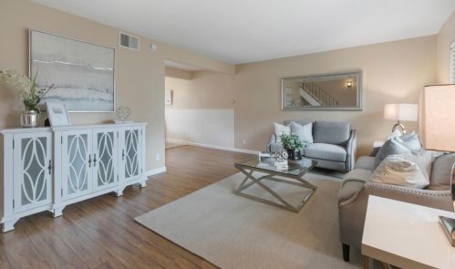 27848 Hummingbird Ct, Hayward, CA 94545-4042