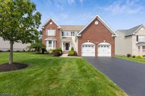 53 Winding Way, Princeton, NJ 08540-8809