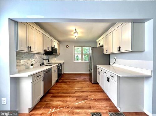 11706 Hatcher Pl, Silver Spring MD 20902-2316 exterior