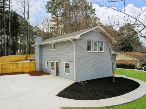 481 Beaumont Dr, Stone Mountain, GA 30087-2605
