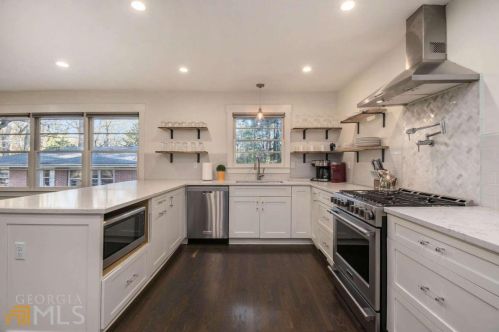 4011 Arden Way, Atlanta GA  30342-3954 exterior