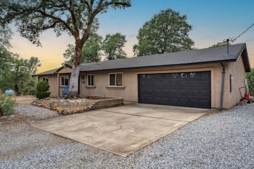 12026 Norma Ln, Redding, CA 96003-0836