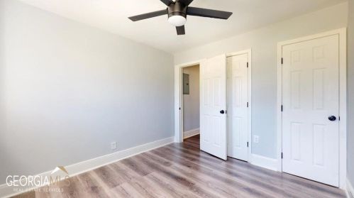 266 Hamilton E Holmes Dr, Atlanta GA  30318-7413 exterior