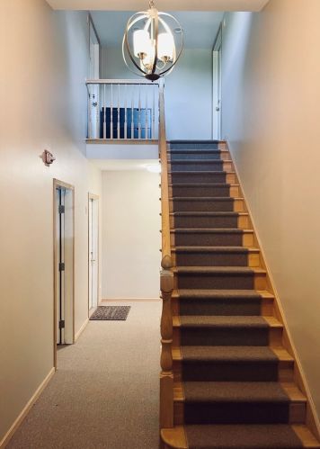 960 West Ct, Naperville, IL