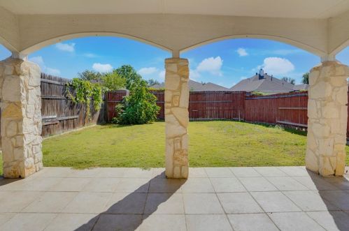 2314 Lantana Dr, Garland TX  75040-2866 exterior