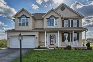 3402 Merlot Ct, York, PA 17404-8617
