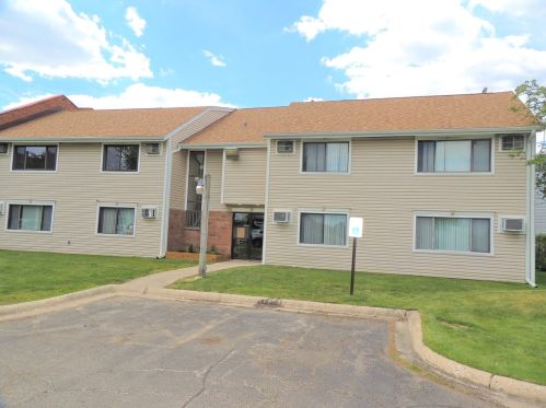 3800 Bayside Dr, Palatine, IL 60074-3314