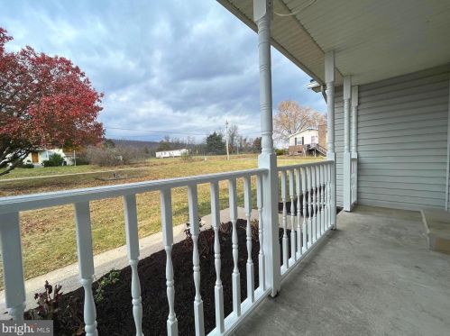 2037 Dominion Rd, Gerrardstown WV  25420-4200 exterior