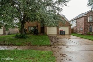23043 Waterlily Dr, Richmond TX  77406-8614 exterior
