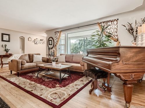 2090 Newland St, Denver, CO 80214-1020