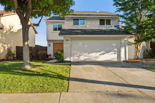 7042 Cabernet Ave, Newark, CA 94560-1634