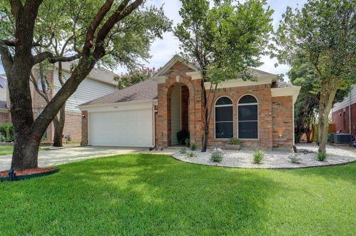 4506 Parkview Ln, Fort Worth TX  76137-5454 exterior