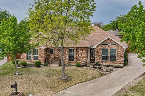 5 Chapel Hill Ct, Midlothian, TX 76063-3318