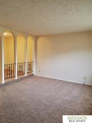 1213 Willow Ave, Bellevue, NE 68005-2847