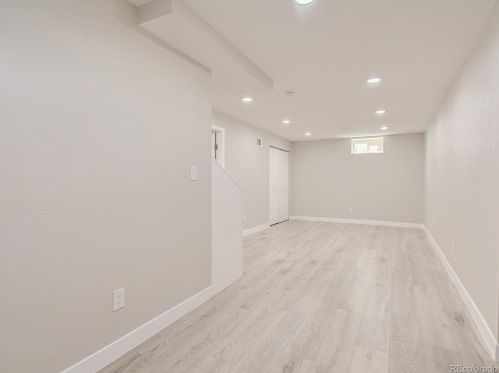 2220 Olive St, Denver CO  80207-4054 exterior