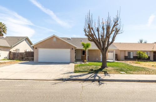 452 Villa Woods Dr, Turlock, CA 95380-6052