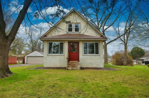 1791 County Road E, Saint Paul MN  55112-7147 exterior