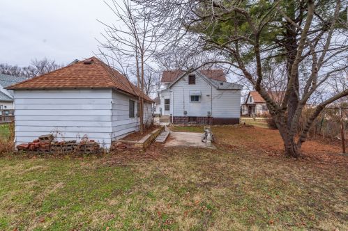 924 Madison St, Swygert IL  61764-2109 exterior
