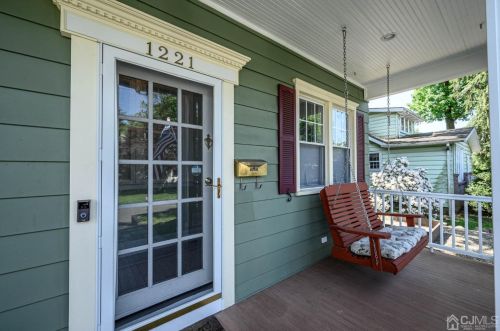 1221 Beech Ave, Mountainside, NJ 07092-1937