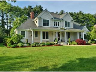 3 Veritas Way, Barrington, RI 02806-2751