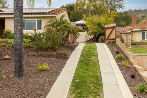 1096 Ponderosa Ave, San Marcos CA  92069-2146 exterior