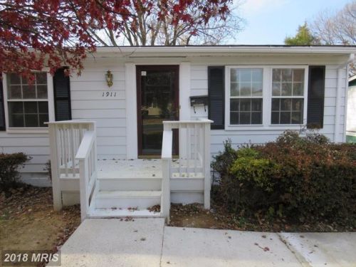 1911 Howard Ave, Fredericksburg, VA 22401-7261