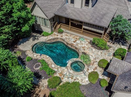311 Bradford Falls Trce, Holly Springs, GA 30114-8969