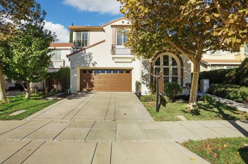 335 Tradition St, Tracy, CA 95391-1006