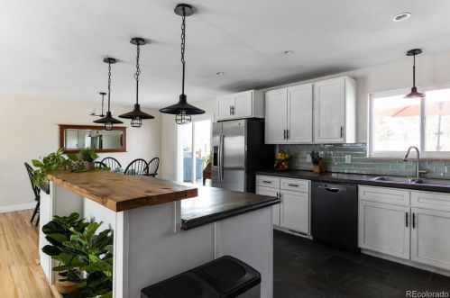 10939 59th Pl, Arvada CO  80004-4732 exterior