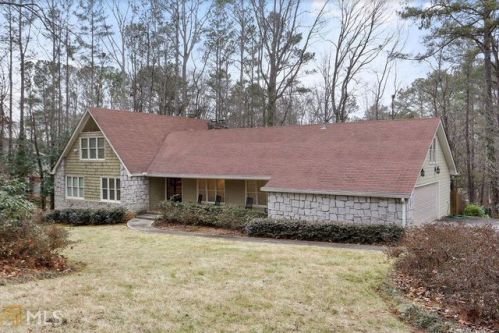 220 Shady Ln, Mableton, GA 30126-1444