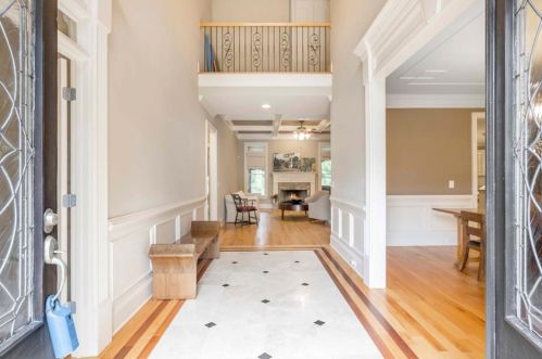 2462 Walkers Glen Ln, Buford, GA 30519-9210