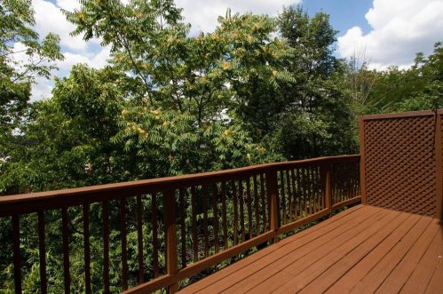 947 Auburnview Dr, Cincinnati OH  45206-2582 exterior