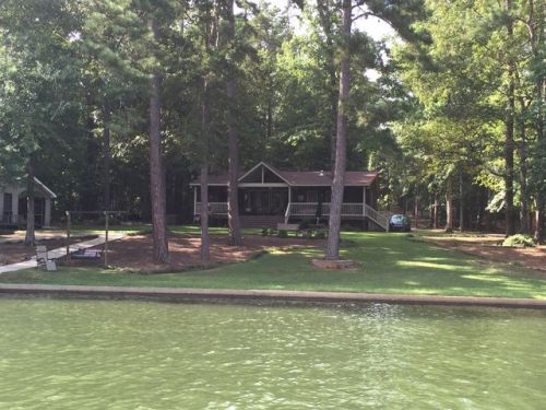 136 Dogwood Ln, Jackson, GA 30233-4802