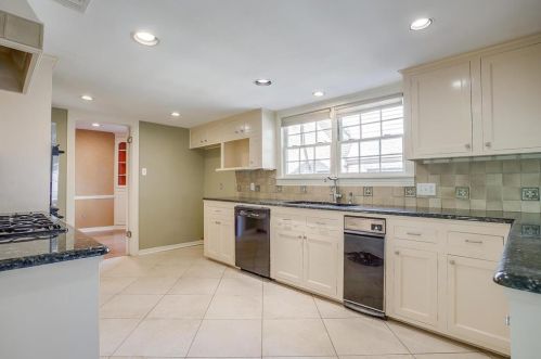 3200 Lamesa Pl, Fort Worth TX  76109 exterior