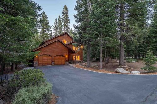 11625 Kleckner Ct, Truckee, CA 96161-3227