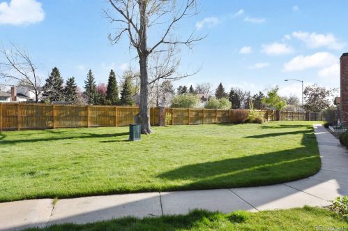 4281 Fairplay Cir, Denver CO 80014-8369 exterior