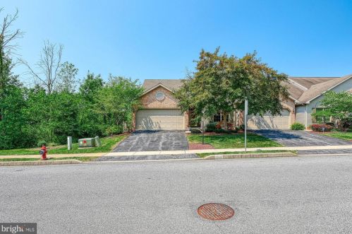 108 Shady Ln, Harrisburg, PA 17112-1886