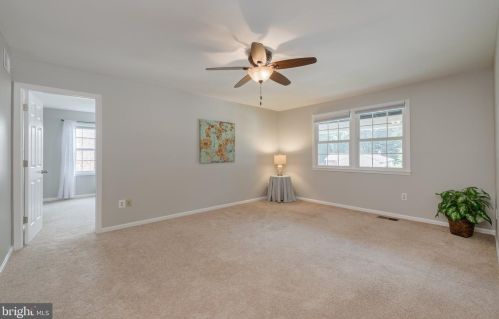 7136 Game Lord Dr, Springfield VA  22153-1318 exterior