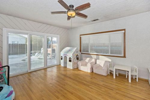 516 Del Rio Cir, Valley Home CA 95361-2531 exterior