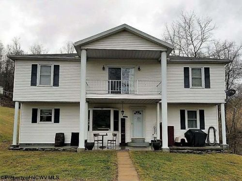 62 Rr 2, Rivesville, WV