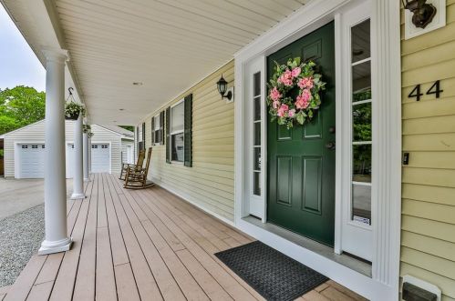 44 Hood Rd, Brookline, NH 03033-2439